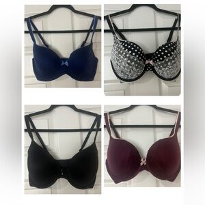 Lot of 4 EUC 32DD bras body by Victoria’s Secret lined perfect coverage lace